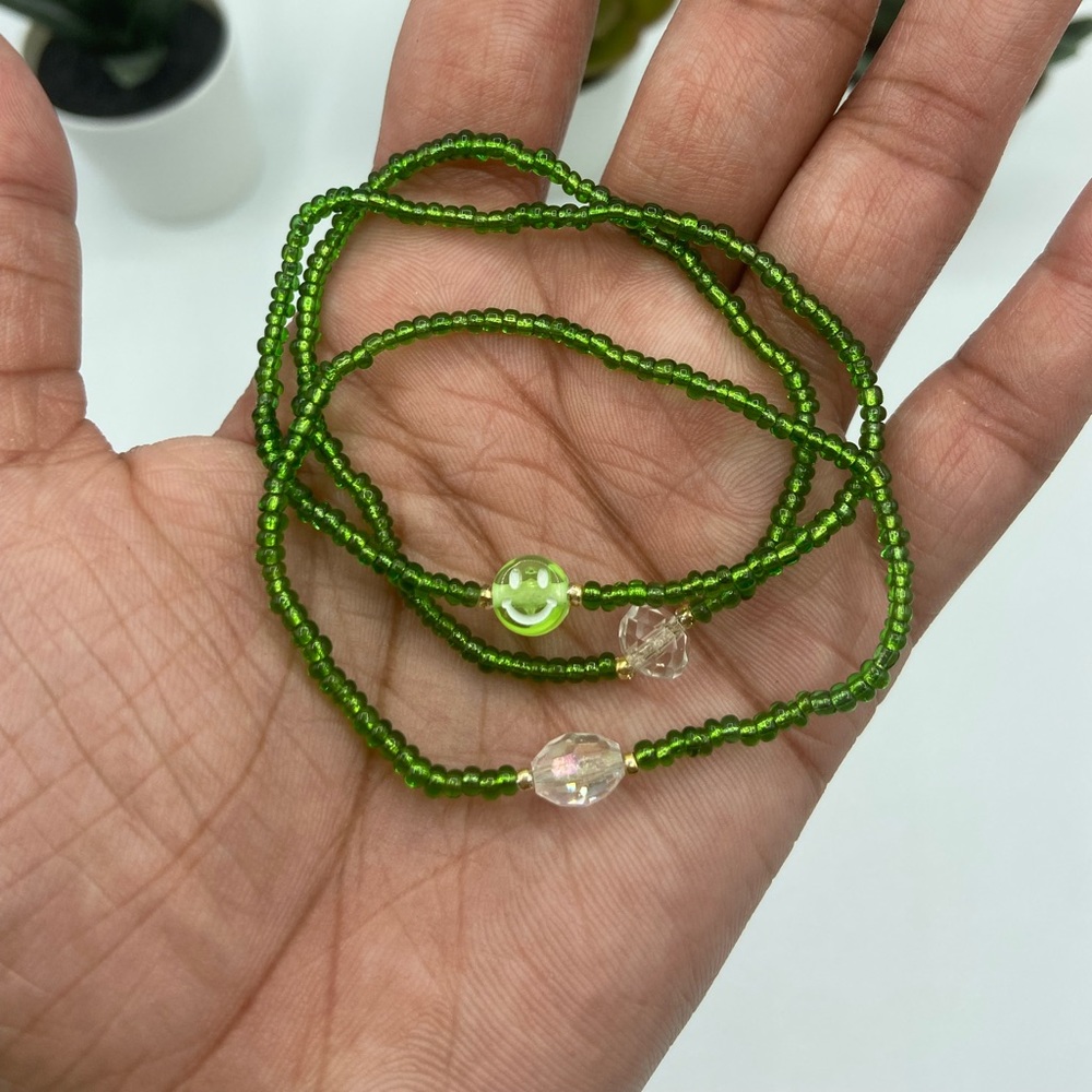 Handmade Trendy Glass Bead Bracelets with Smiley Face